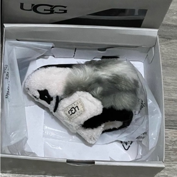 Ugg Bixbee Booties - Picture 3 of 3